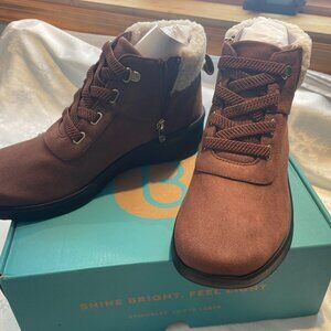 Bzees Generations NWT 11W